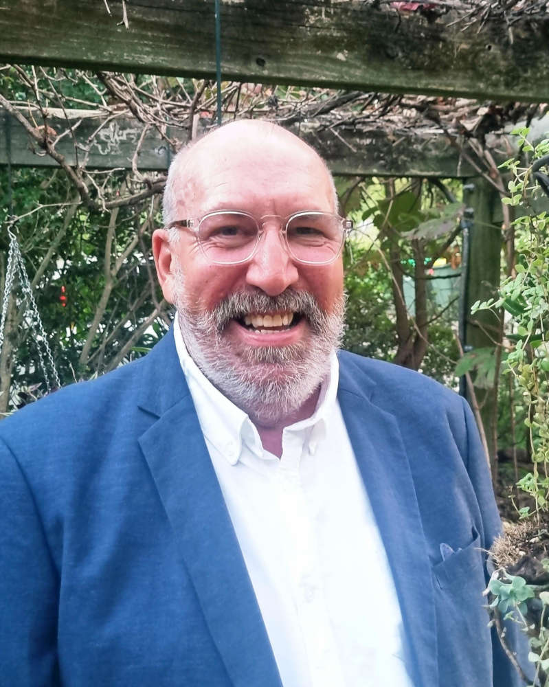 Dr Brett Henderson CESM MAIES